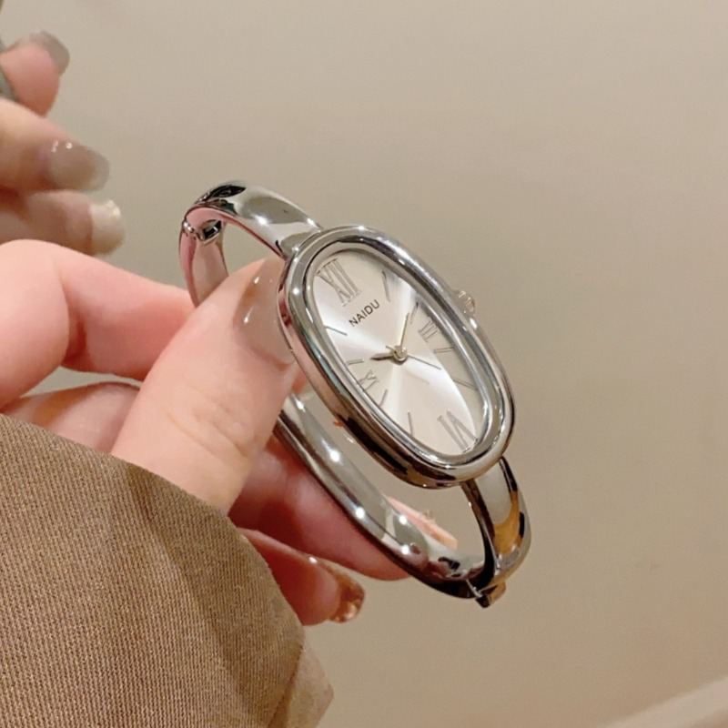 นาฬิกาข้อมือควอตซ์ทรงรี หน้าปั - Luxury Watch Cartier บทวิจารณ์และราคา
