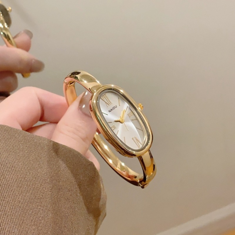 นาฬิกาข้อมือควอตซ์ทรงรี หน้าปั - Luxury Watch Cartier บทวิจารณ์และราคา