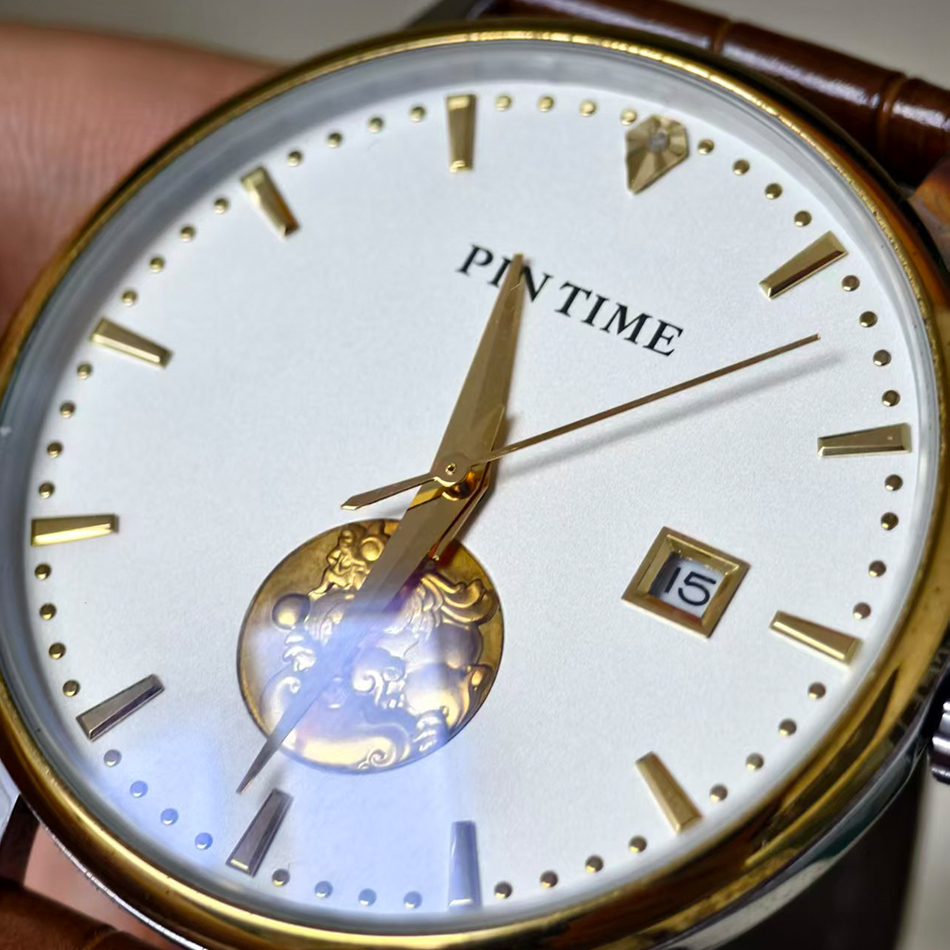ลดราคา นาฬิกาข้อมือผู้ชาย ระบบ - Luxury Watch On Sale บทวิจารณ์และราคา