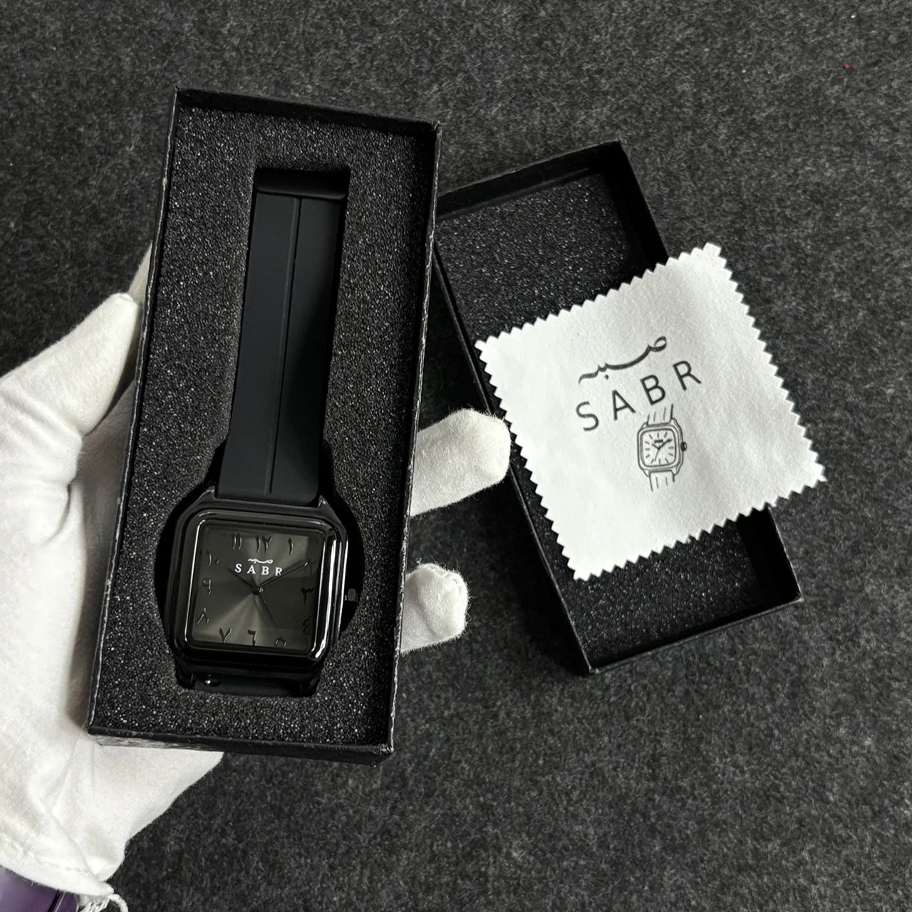 นาฬิกาข้อมือผู้ชาย SABR ตัวเลข - Luxury Watch With Arabic Numerals บทวิจารณ์และราคา