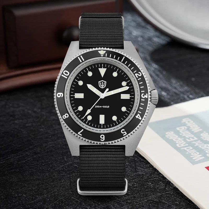 Watchdives WD1972 นาฬิกาผู้ชาย - Guilloché Dial Watch บทวิจารณ์และราคา