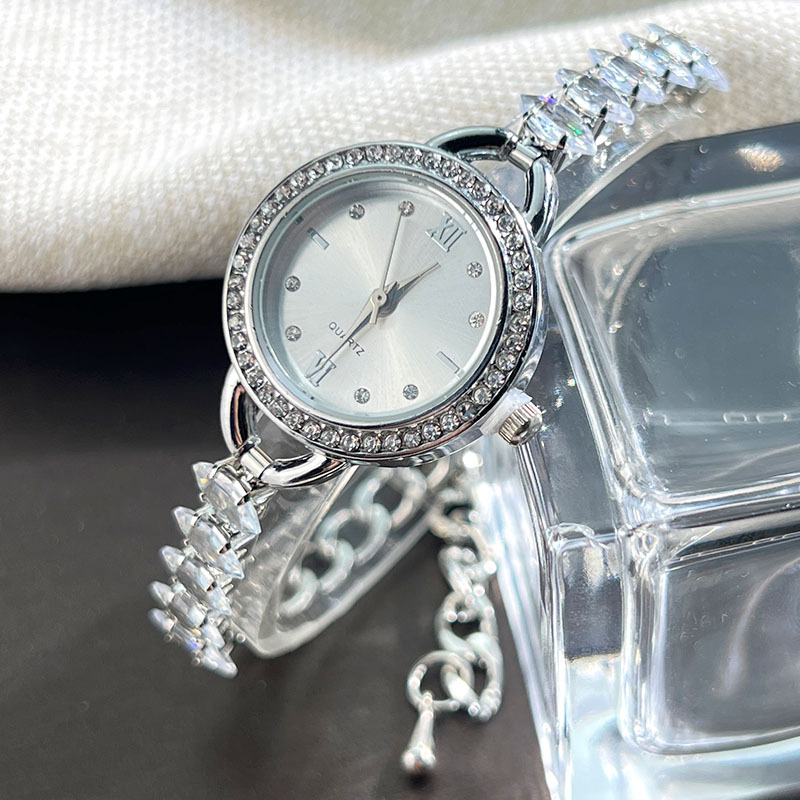 อุทัย CQ383 นาฬิกาแฟชั่นผู้หญิ - Luxury Watch Deals บทวิจารณ์และราคา
