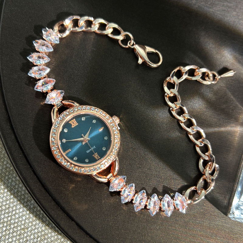 อุทัย CQ383 นาฬิกาแฟชั่นผู้หญิ - Luxury Watch Deals บทวิจารณ์และราคา