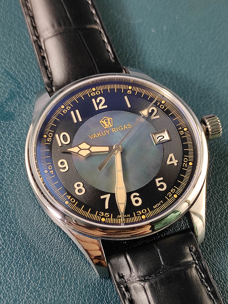 วาคุย 40 มม.นาฬิกานักบินอัตโนม - Guilloché Dial Watch บทวิจารณ์และราคา