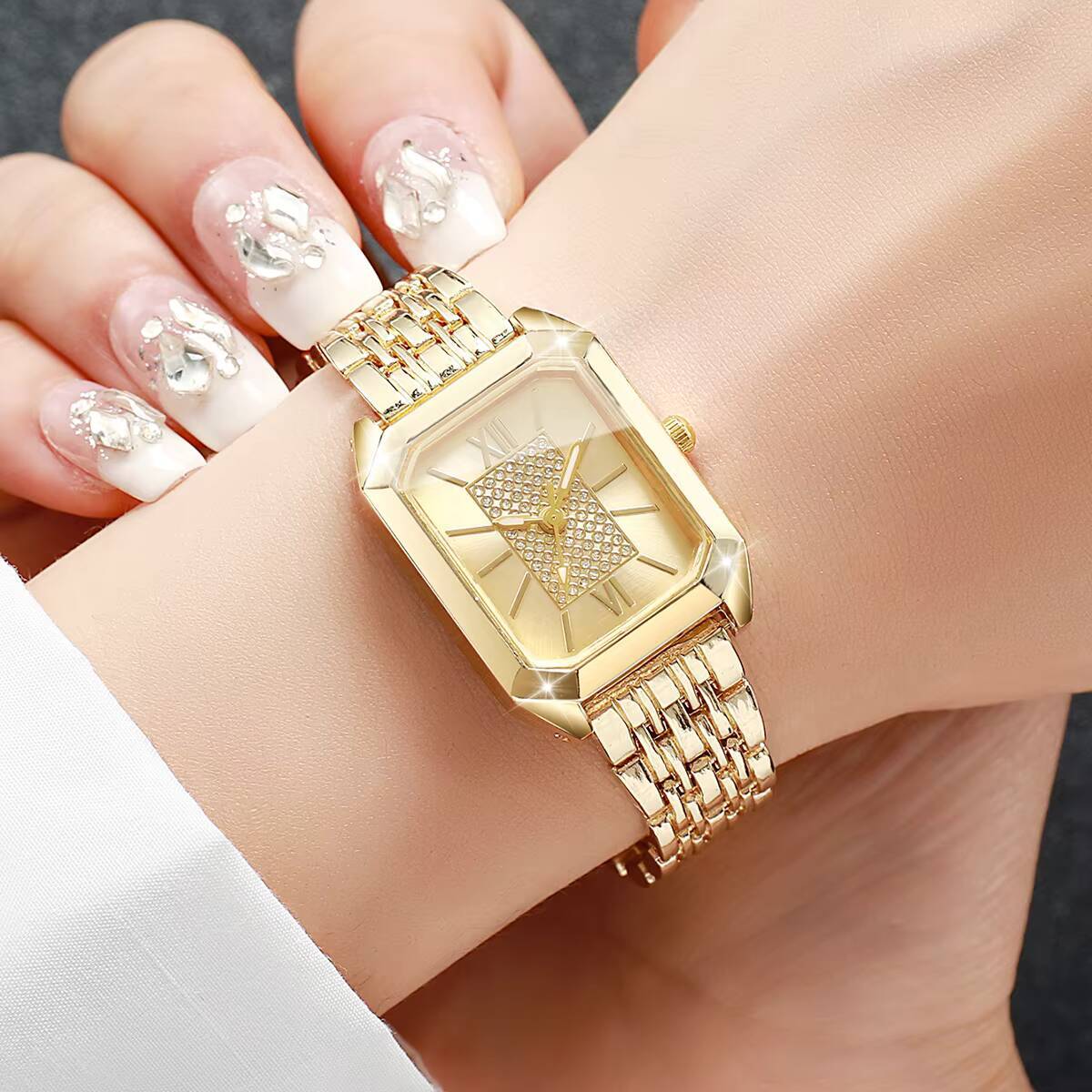 แฟชั่นสี่เหลี่ยมผืนผ้าผู้หญิงน - Luxury Watch Cartier บทวิจารณ์และราคา