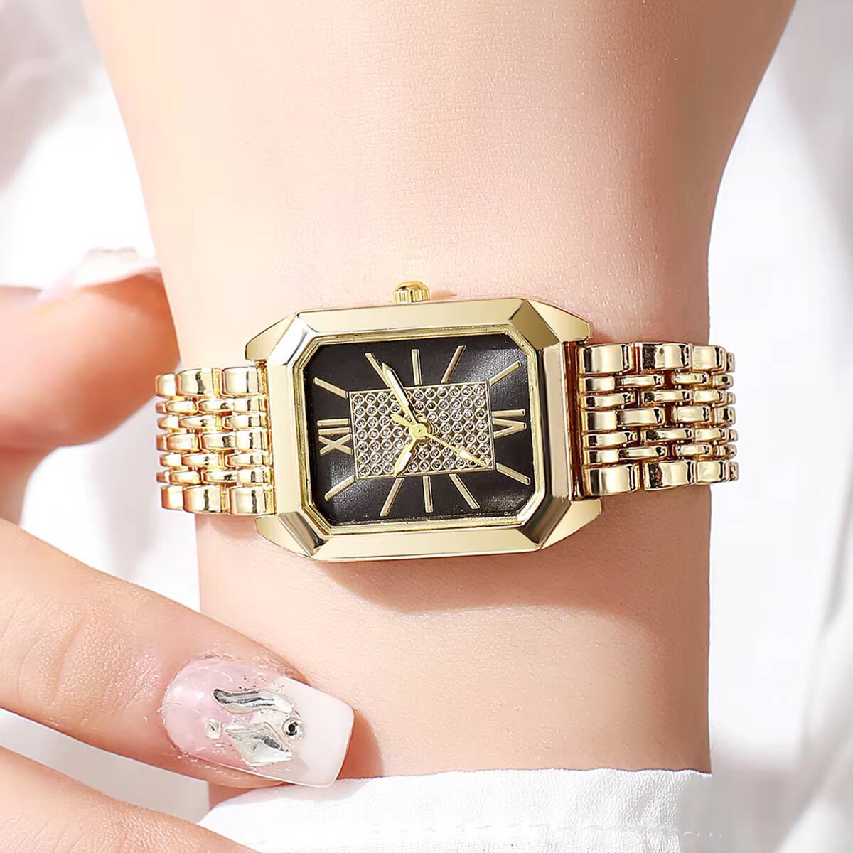 แฟชั่นสี่เหลี่ยมผืนผ้าผู้หญิงน - Luxury Watch Cartier บทวิจารณ์และราคา