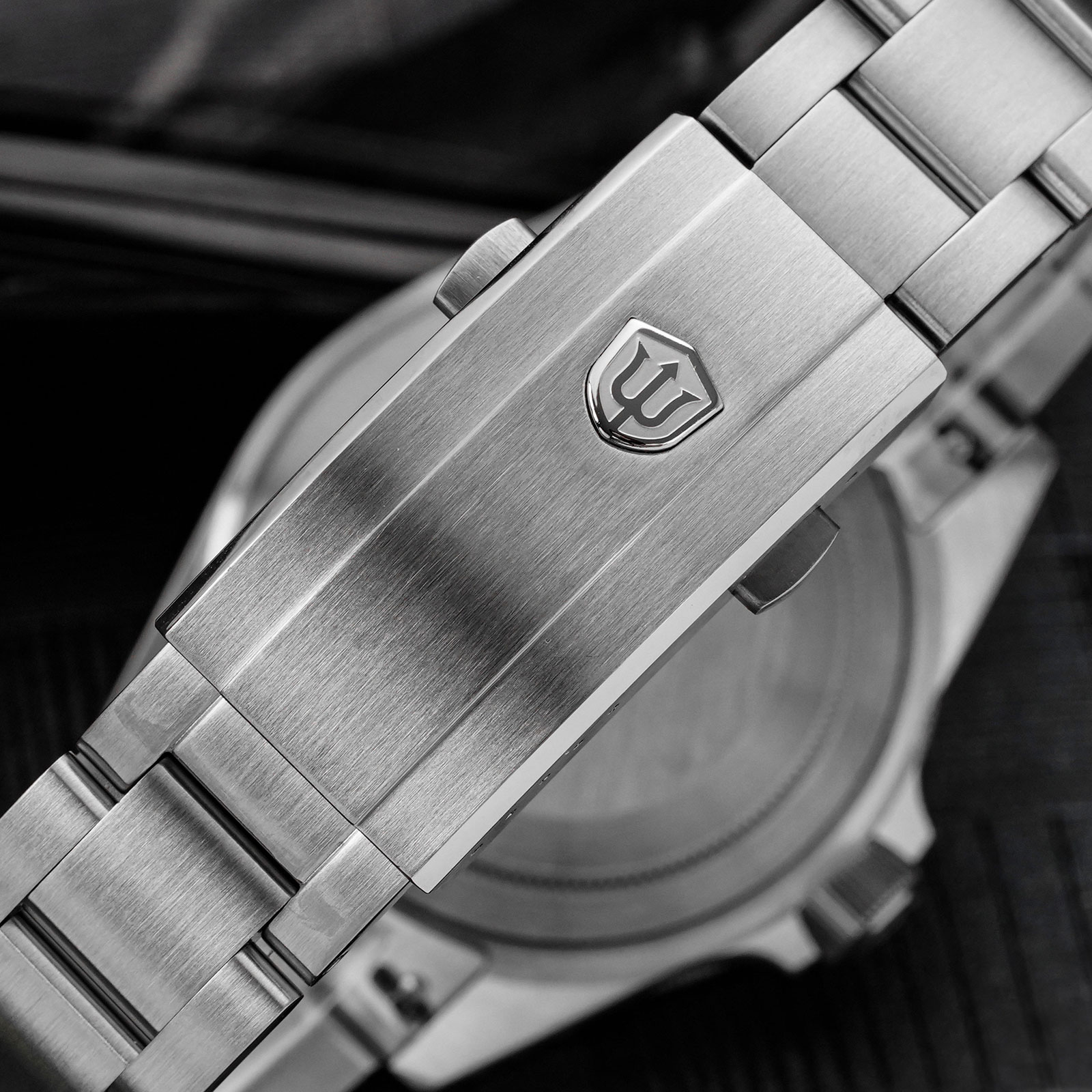 Watchdives WD1969 Pro 38 มม.คว - Guilloché Dial Watch บทวิจารณ์และราคา