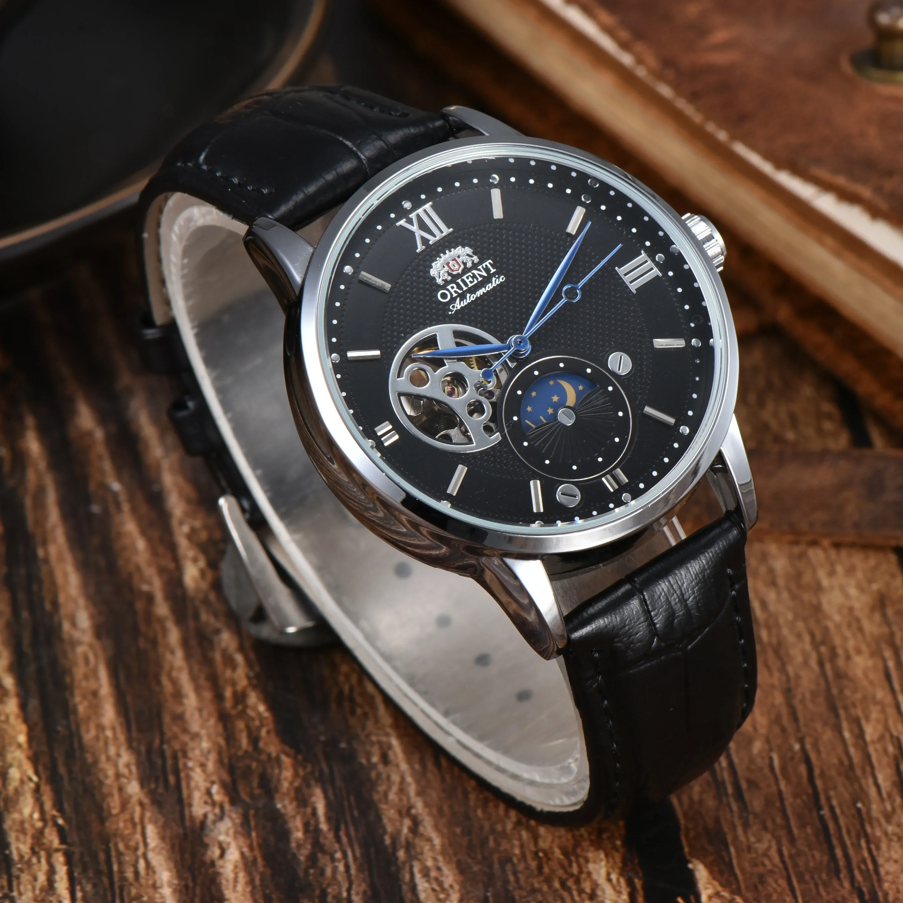 โอเรียนท์ สโตร์ นาฬิกาออโตเมติ - Luxury Watch On Sale บทวิจารณ์และราคา